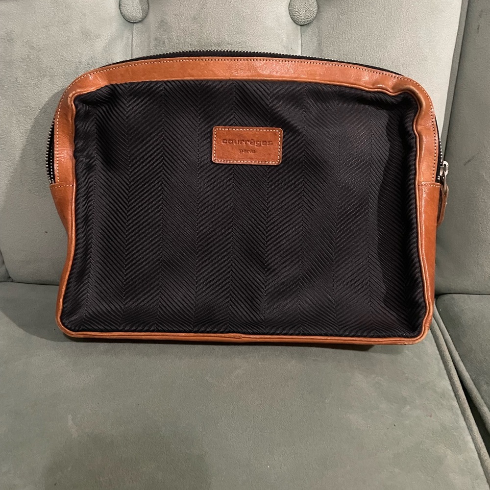 Courréges paris men pouch toiletries